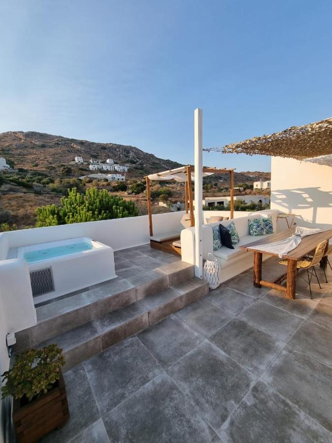 Ninemia Naxos Suites Agios Thaleleos Exterior foto